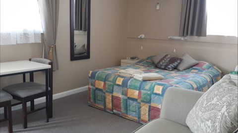 Amber Motel - Holiday Sunshine Coast 6