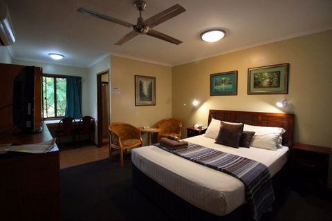 Atherton Hinterland Motel - Holiday Sunshine Coast 11