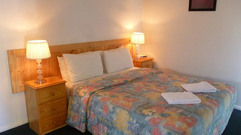 BEST WESTERN Sundown Motel Resort - Sunshine Coast Tourism 0