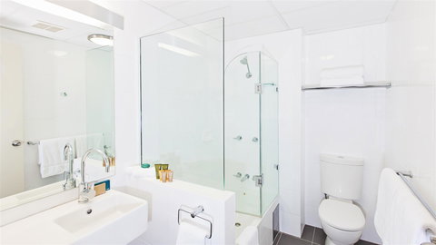 BEST WESTERN Tall Trees Canberra - Sunshine Coast Tourism 5