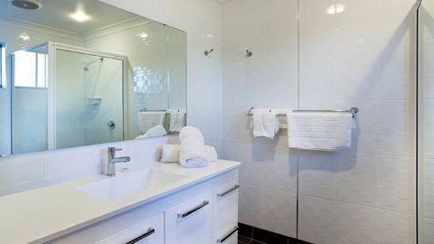  Sunseeker Motor Inn - Sunshine Coast Tourism 1