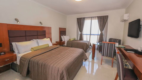 BEST WESTERN Casula Motor Inn - Sunshine Coast Tourism 1