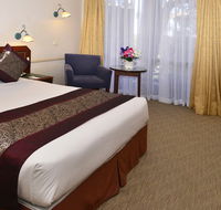 BEST WESTERN Twin Towers Inn - Holiday Sunshine Coast
