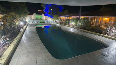 BEST WESTERN PLUS All Settlers Motor Inn - Sunshine Coast Tourism 12