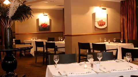 Best Western Sanctuary Inn - Sunshine Coast Tourism 9
