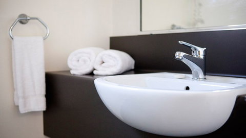 Best Western Ascot Lodge Motor Inn - Sunshine Coast Tourism 0