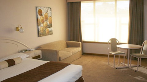 Best Western Southgate Motel - Sunshine Coast Tourism 0