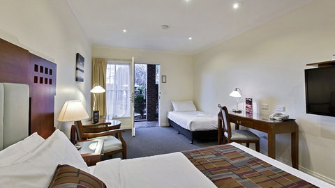 BEST WESTERN PLUS Buckingham International - Sunshine Coast Tourism 3