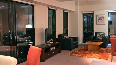 BEST WESTERN Riverside Apartments - Sunshine Coast Tourism 0