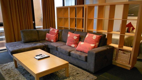 BEST WESTERN Riverside Apartments - Sunshine Coast Tourism 4
