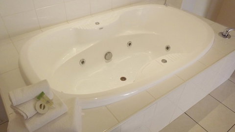 BEST WESTERN Chaffey International Motor Inn - Holiday Sunshine Coast 3