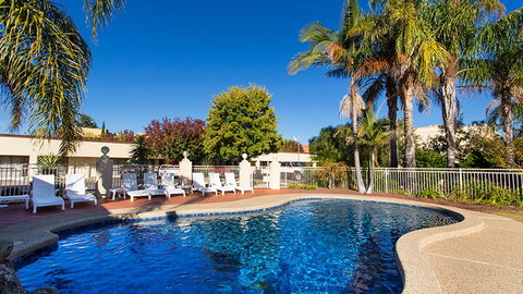 BEST WESTERN PLUS The Carrington - Sunshine Coast Tourism 1