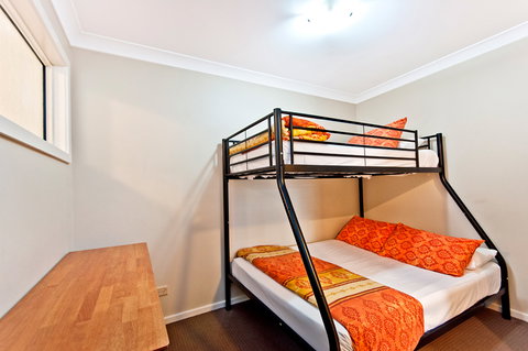 BEST WESTERN Tudor Motor Inn - Sunshine Coast Tourism 7