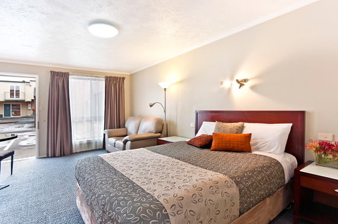 BEST WESTERN Tudor Motor Inn - Sunshine Coast Tourism 21