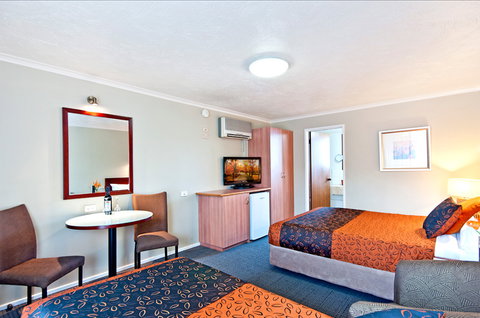 BEST WESTERN Tudor Motor Inn - Sunshine Coast Tourism 23