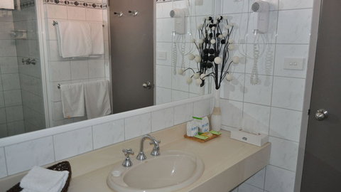BEST WESTERN Hospitality Inn Esperance - Sunshine Coast Tourism 6