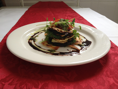 Raffles Hotel - Sunshine Coast Tourism 5