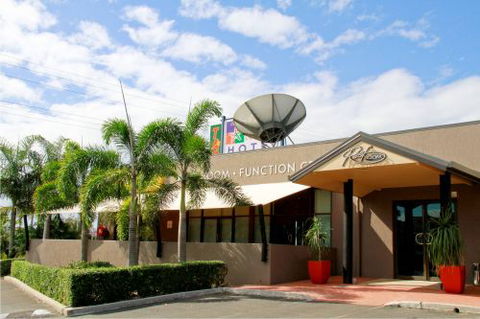 The Reef Gateway Hotel Motel - Holiday Sunshine Coast 1