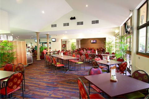 The Reef Gateway Hotel Motel - Holiday Sunshine Coast 2