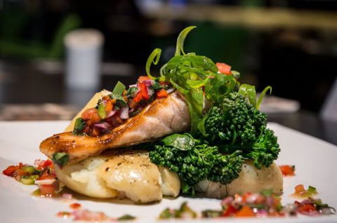Spotted Dog Tavern - Holiday Sunshine Coast 2