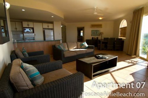 Toscana Village Resort - Sunshine Coast Tourism 12