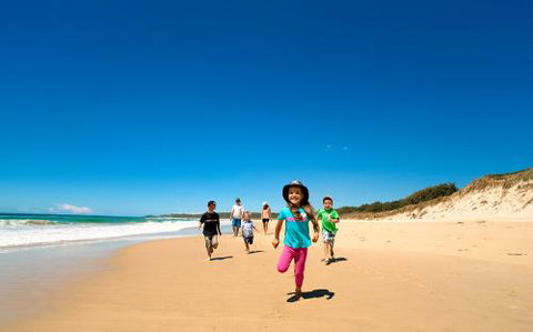 Valla Beach Function Centre - Sunshine Coast Tourism 1