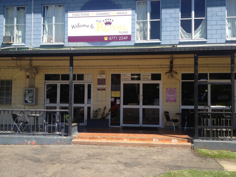 Royal Hotel - Sunshine Coast Tourism 18