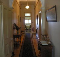 Hoover House Bed  Breakfast - Holiday Sunshine Coast