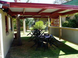 Yarloop Hotel - Sunshine Coast Tourism 2