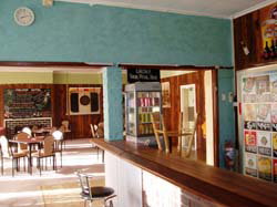 Yarloop Hotel - Sunshine Coast Tourism 4