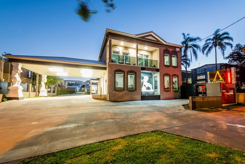 Athena Motel Apartments - Holiday Sunshine Coast 1