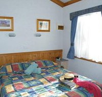 Lake Hamilton Motor Village and Caravan Park - Holiday Sunshine Coast