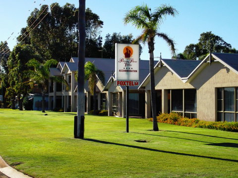 Pelican Shore Villas - Sunshine Coast Tourism 2