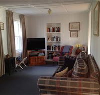 Cascade Cottage - Holiday Sunshine Coast