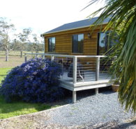 Hazelcreek Cottages - Sunshine Coast Tourism