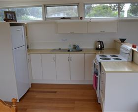 Amos Cottage - Holiday Sunshine Coast 3