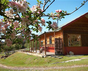 Elvenhome Farm Cottage - Holiday Sunshine Coast 1