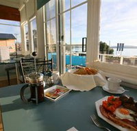 Freycinet Waters - Sunshine Coast Tourism