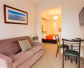 Motel 429 - Sunshine Coast Tourism 0
