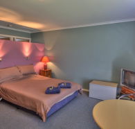 Highland Cabins and Cottages at Bronte Park - Sunshine Coast Tourism