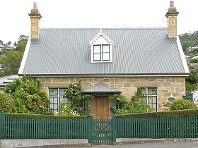 Crescentfield Cottage - Sunshine Coast Tourism 0