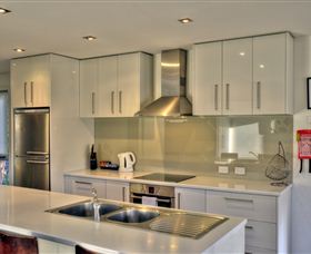 Freycinet Haven - Holiday Sunshine Coast 2