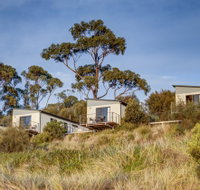 Swansea Beach Chalets - Sunshine Coast Tourism