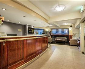 Quest Savoy - Sunshine Coast Tourism 1