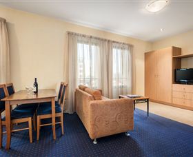 Quest Savoy - Sunshine Coast Tourism 5