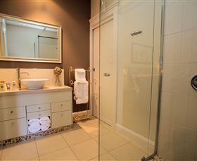 Topiary Haven - Sunshine Coast Tourism 7