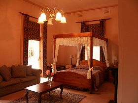 Traynors Lagoon ACT Sunshine Coast Tourism