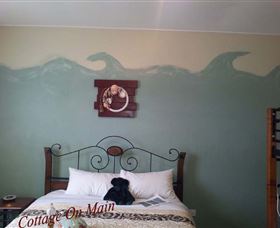 Cottage On Main - Holiday Sunshine Coast 0