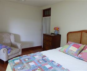Flimby Bed & Breakfast - Sunshine Coast Tourism 4