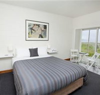 Hotel Bruny - Sunshine Coast Tourism